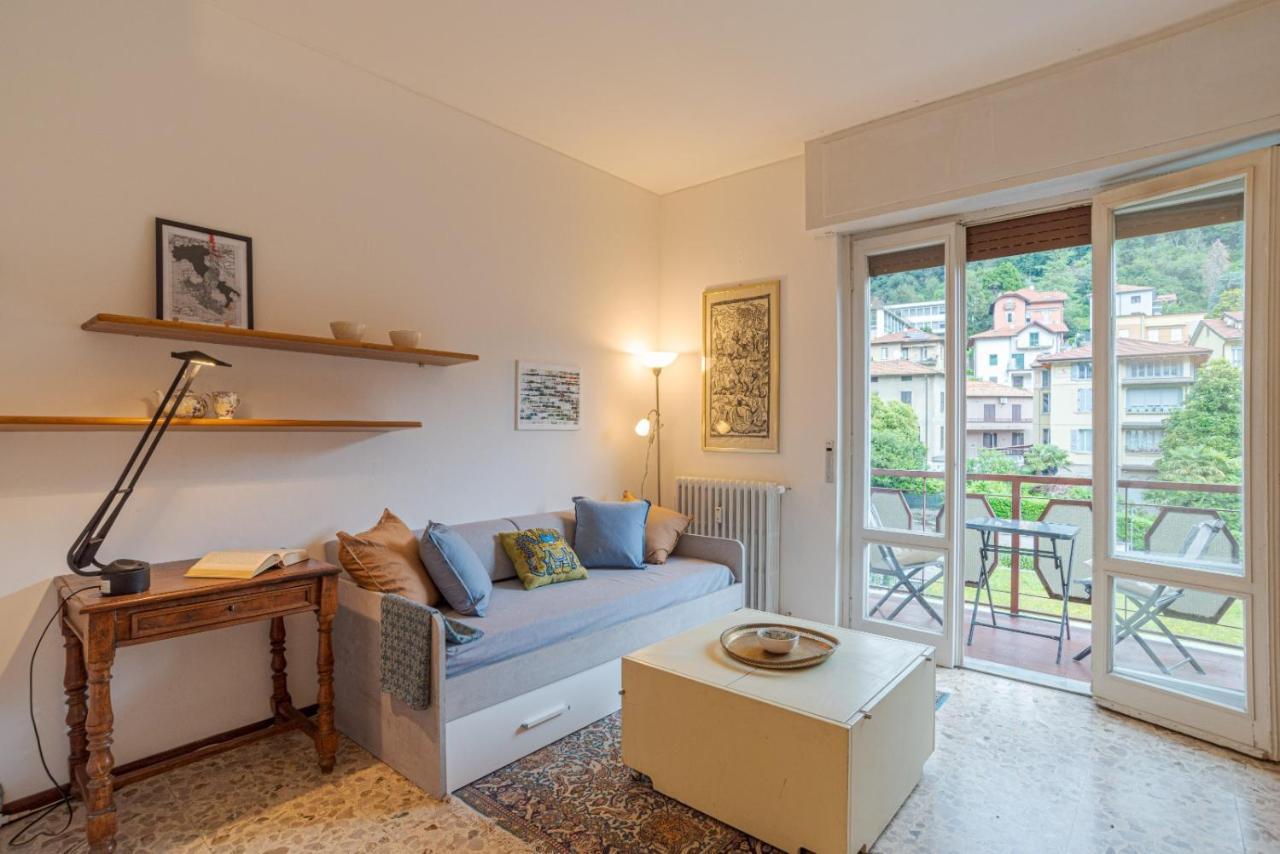 Lovely & Quiet Apartment - With Balcony & Parking Como Exterior foto